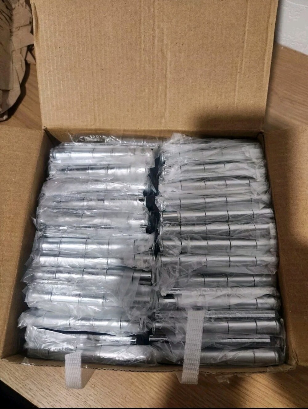 48 Everbilt 3-1/2 in. Square Radius Chrome Squeak-Free Door Hinge
